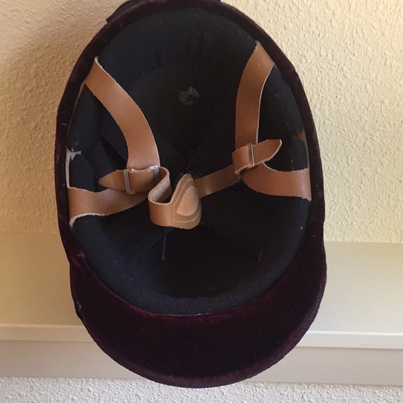 Vintage Velvet English Riding Helmet - Picture 4 of 10